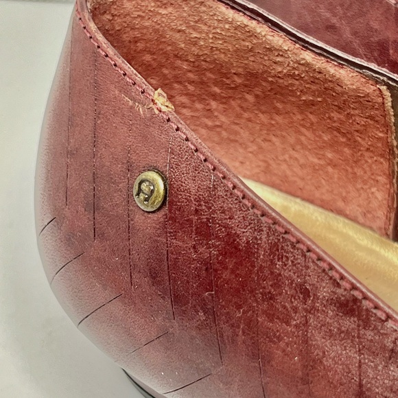 Vintage Etienne Aigner Kitten Heel Deep Red Alligator Shoes - Picture 6 of 9